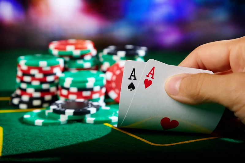 Bạn hãy điều chỉnh C Bet để đối phương khó khăn khi phán đoán