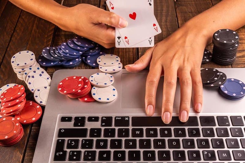 Chơi Casino Online dễ dàng, ai cũng có thể tham gia và kiếm tiền từ Casino Online