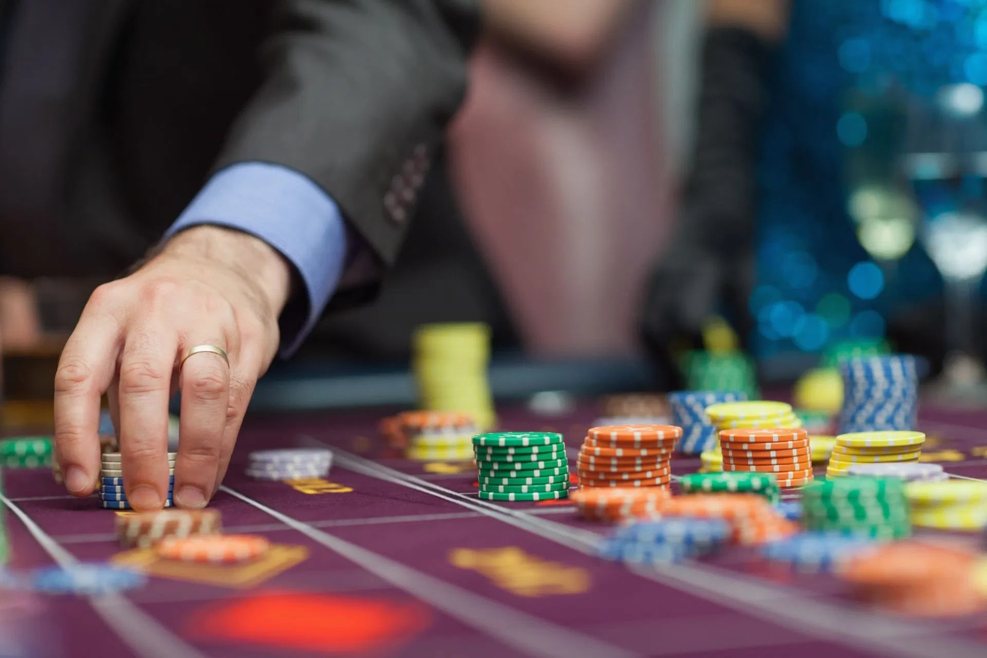 Vấn đề hợp pháp hóa casino ở Việt Nam là một chủ đề gây tranh cãi